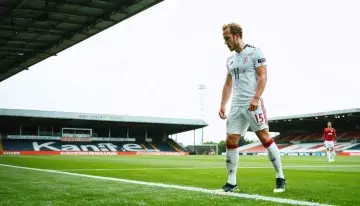 Harry Kane's Minor Discomfort Prompts Caution Before Bayern Munich Quarterfinal