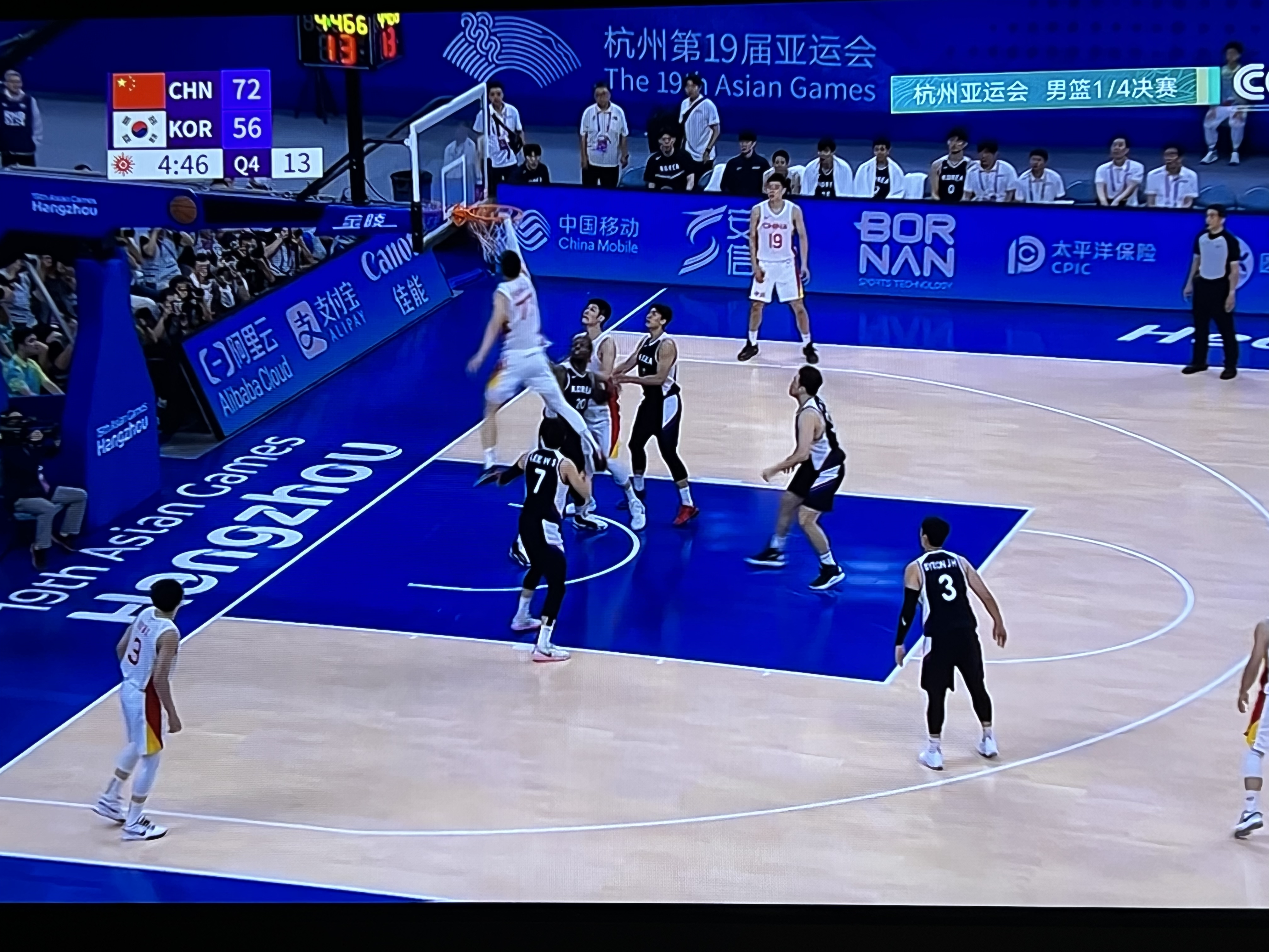 天津男篮在本次比赛中力压四川队，夺得胜利